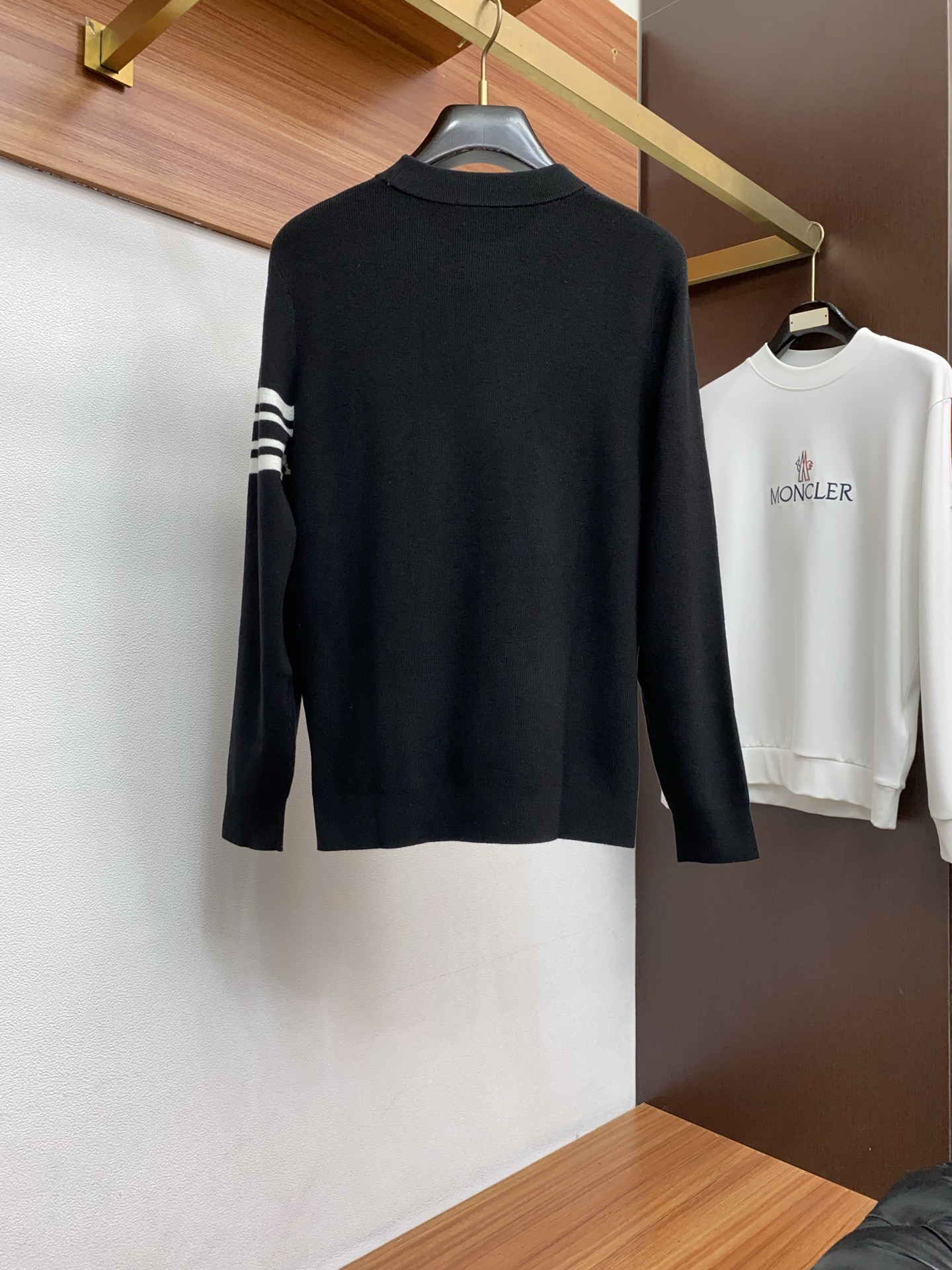 Moncler Male Basic Clothing Wool M-l