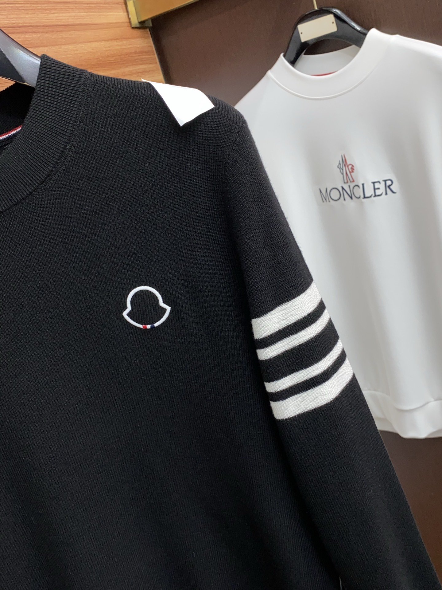 Moncler Male Basic Clothing Wool M-l