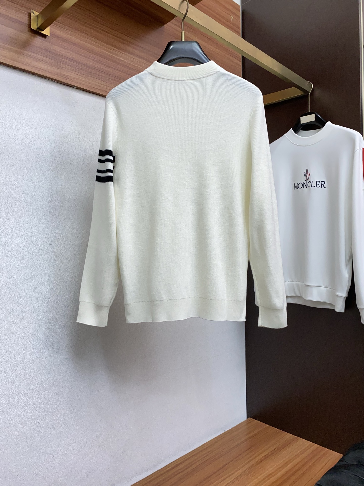 Moncler Male Basic Clothing Wool M-l