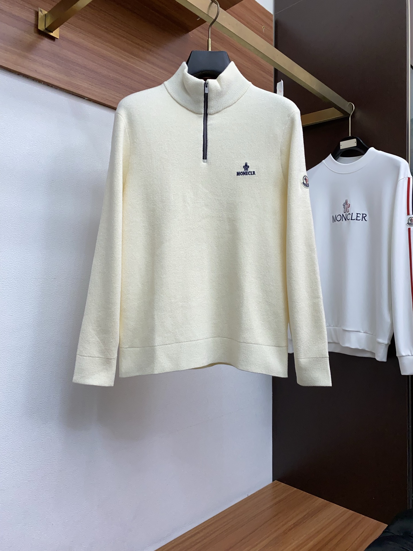 Moncler Male Basic Clothing Wool M-l