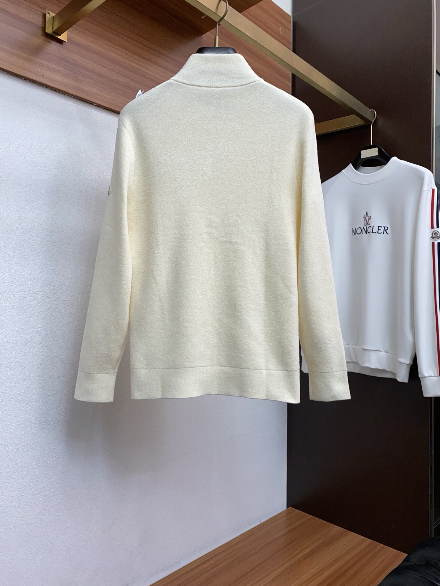 Moncler Male Basic Clothing Wool M-l