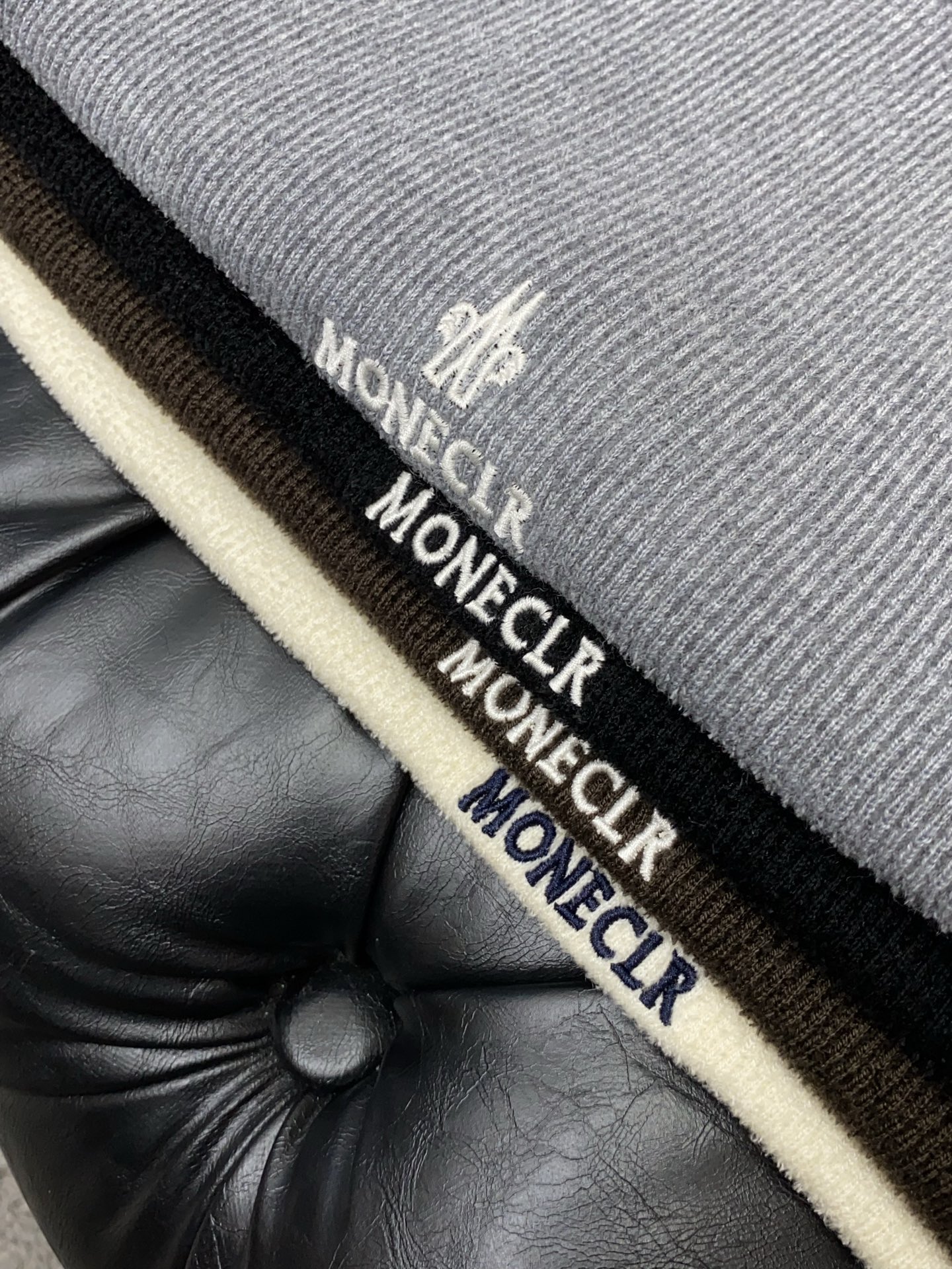 Moncler Male Basic Clothing Wool M-l