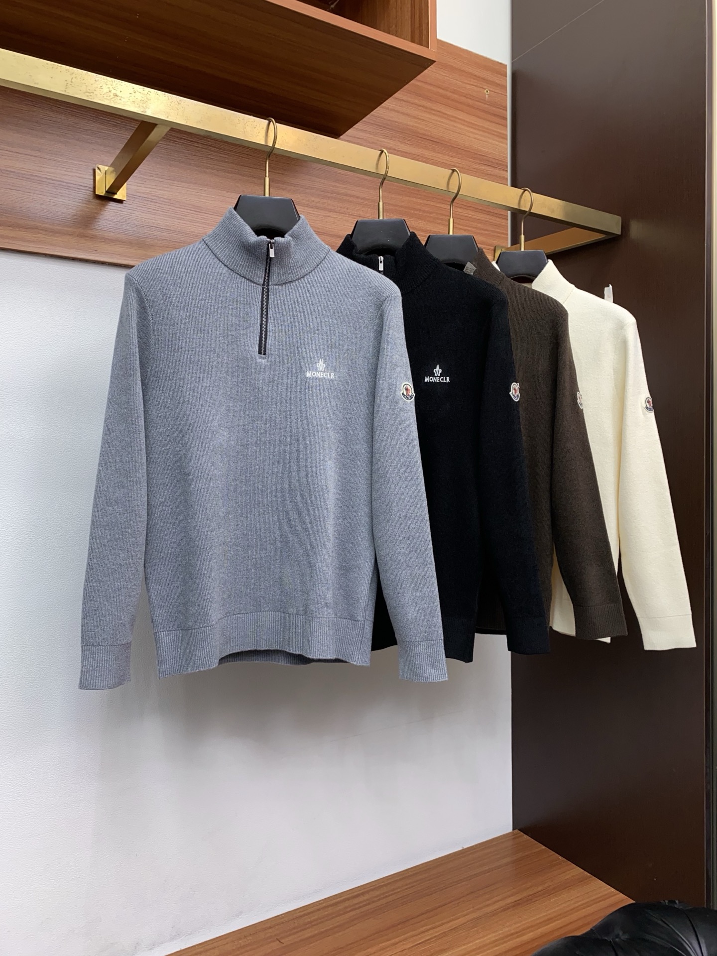 Moncler Male Basic Clothing Wool M-l