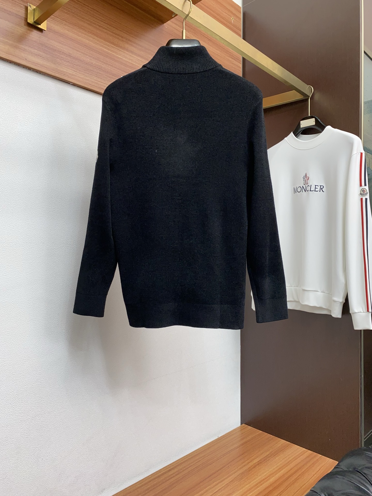 Moncler Male Basic Clothing Wool M-l