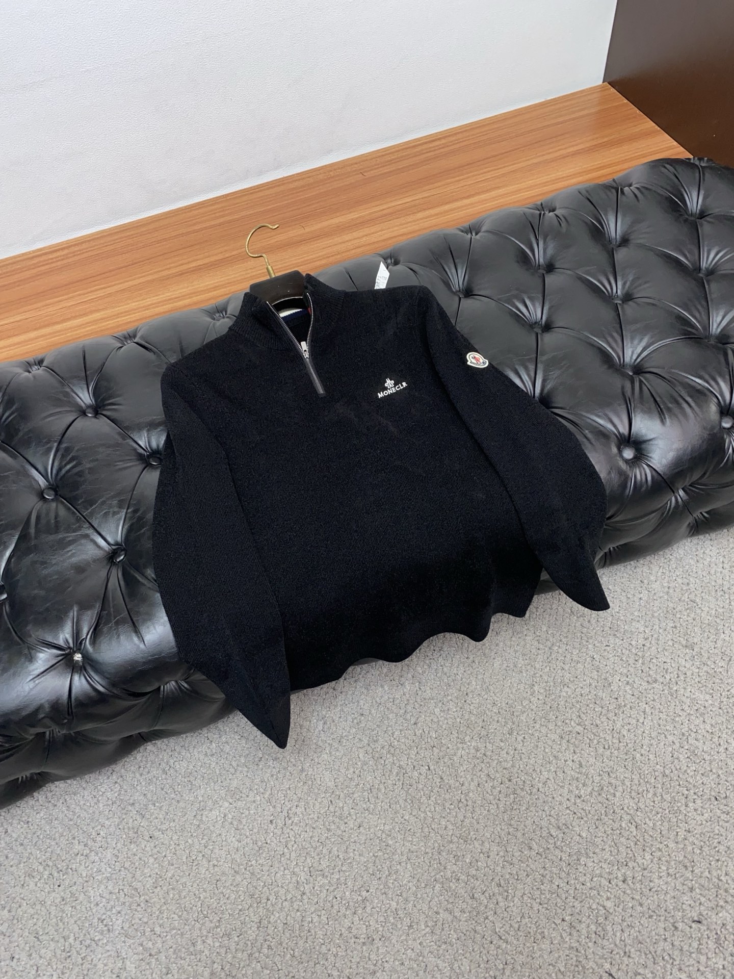 Moncler Male Basic Clothing Wool M-l