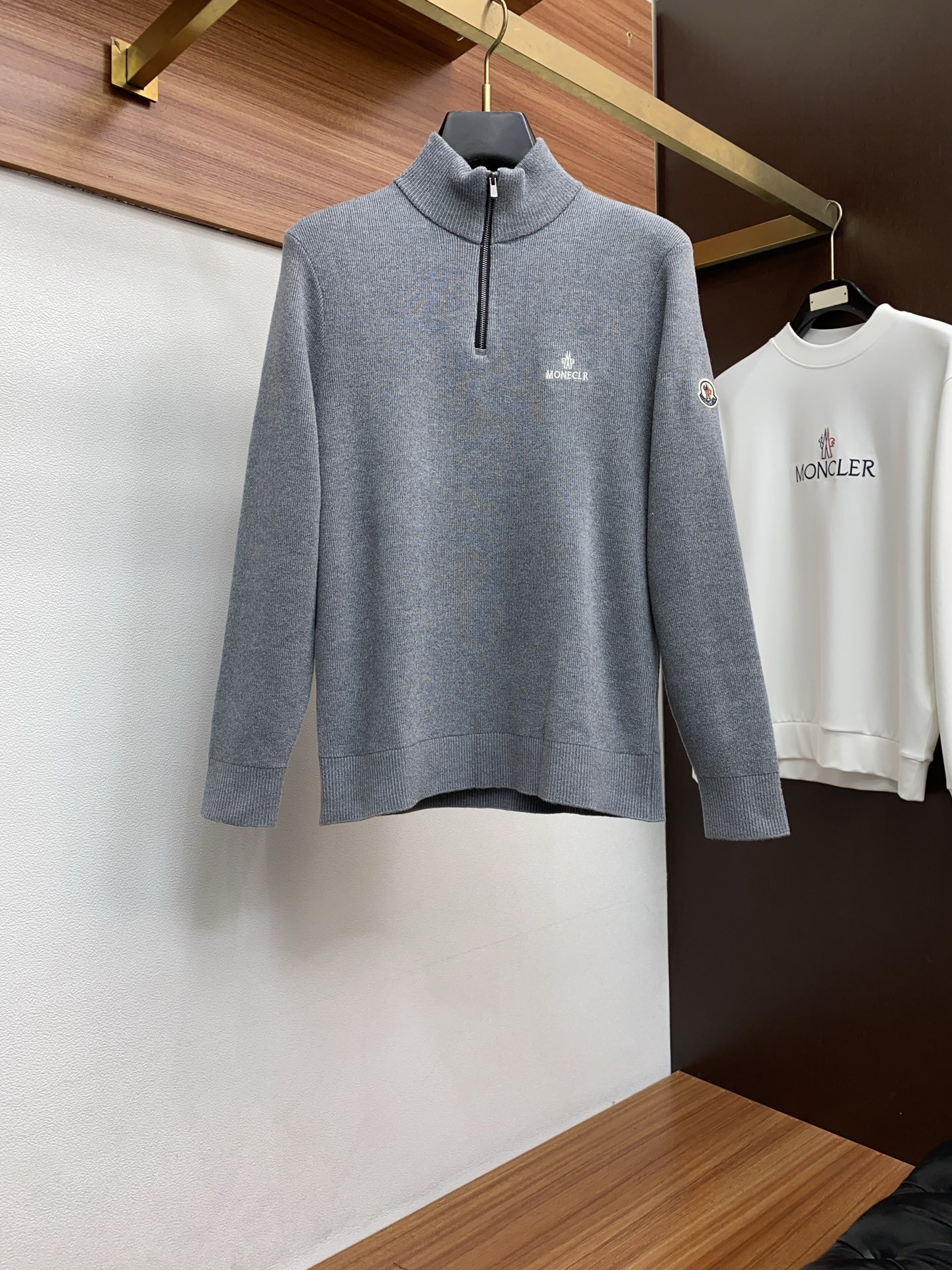 Moncler Male Basic Clothing Wool M-l