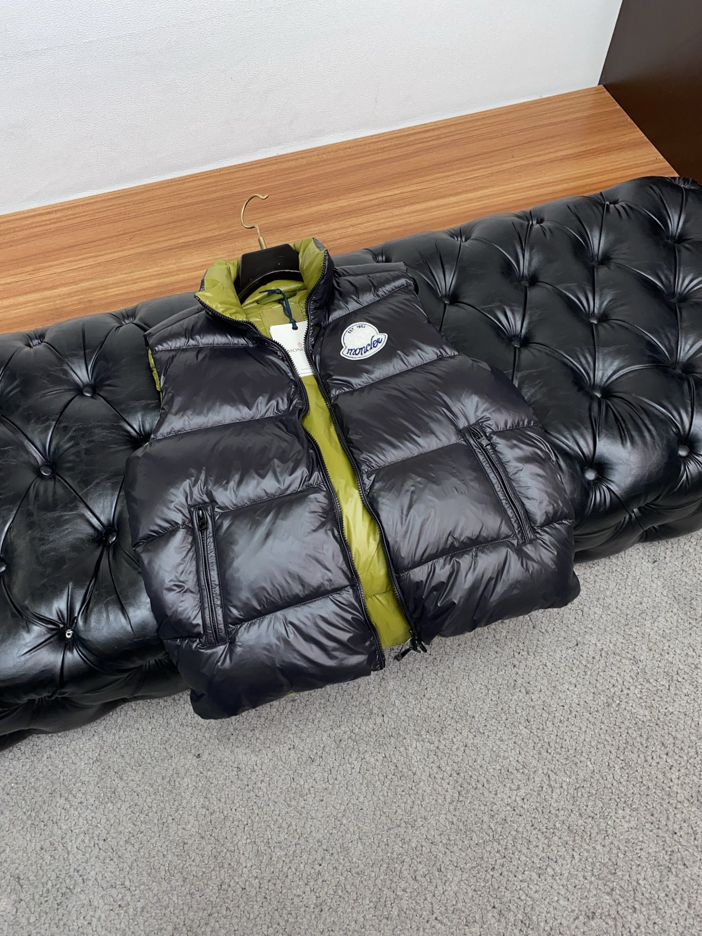 Moncler Male Down Vest White Duck Down Hooded M-l