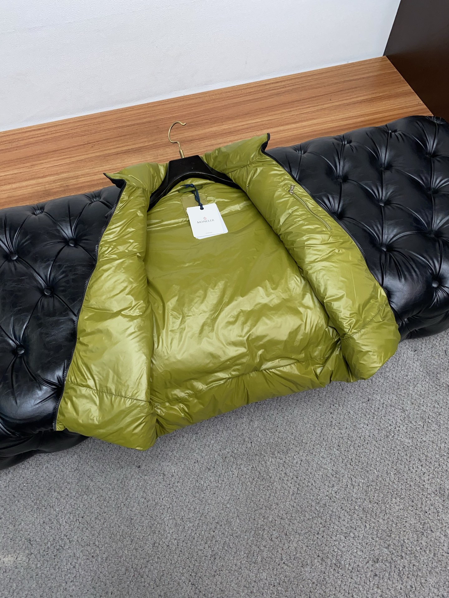 Moncler Male Down Vest White Duck Down Hooded M-l