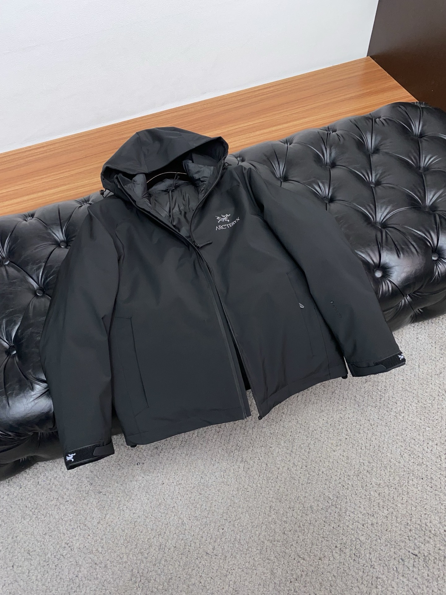 Arcteryx Male Down Jacket White Duck Down Hooded L-xl