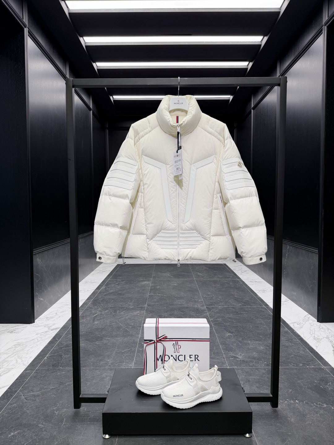 Moncler Male Down Jacket Goose Down Black S-m-l