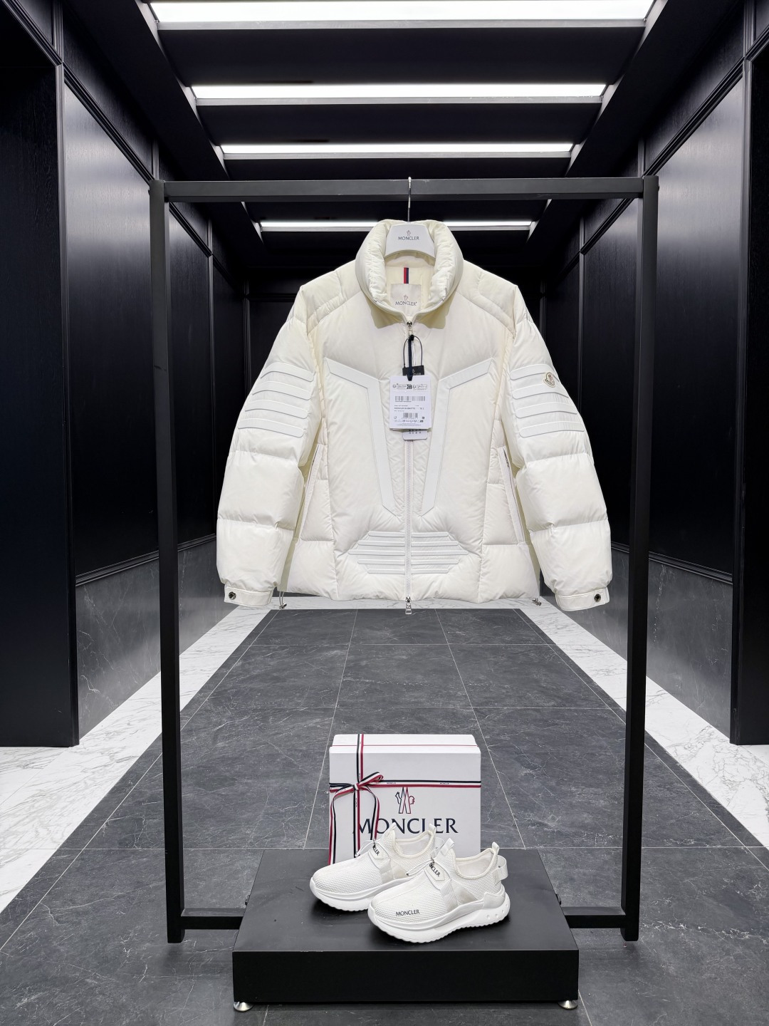 Moncler Male Down Jacket Goose Down Black S-m-l