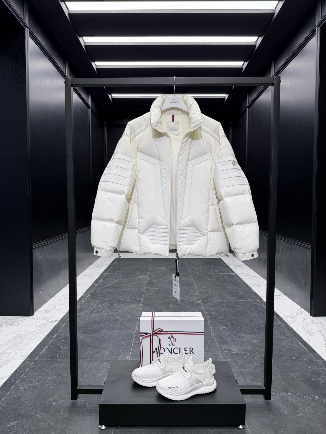 Moncler Male Down Jacket Goose Down Black S-m-l