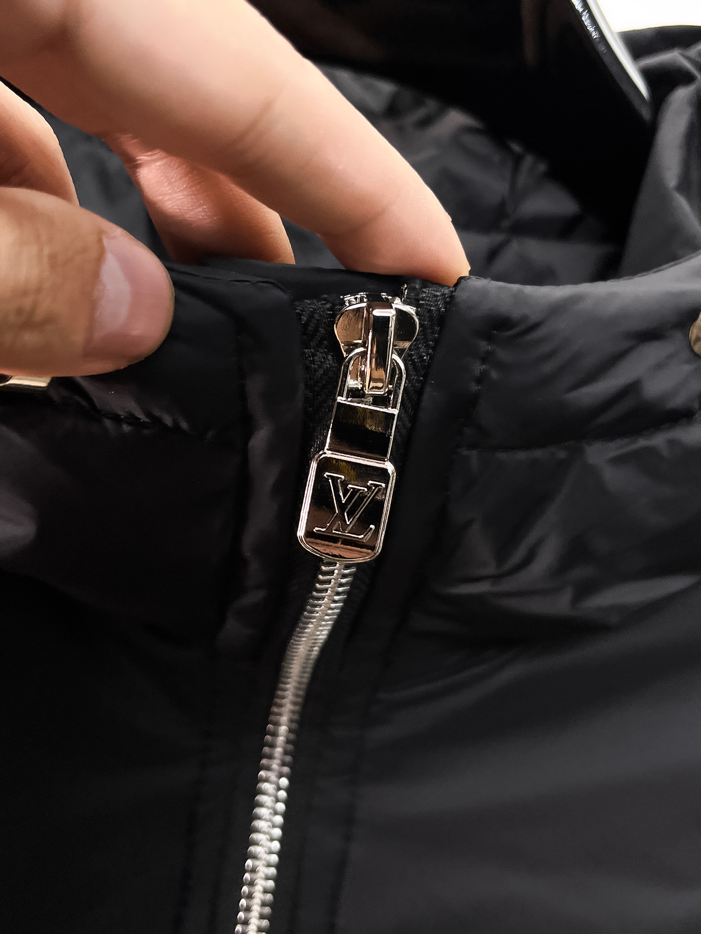 Louis Vuitton Couple Down Jacket Goose Down M-l-xl