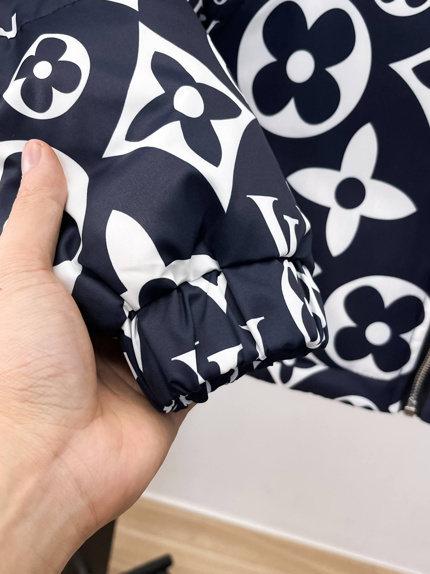 Louis Vuitton Couple Down Jacket Goose Down M-l-xl