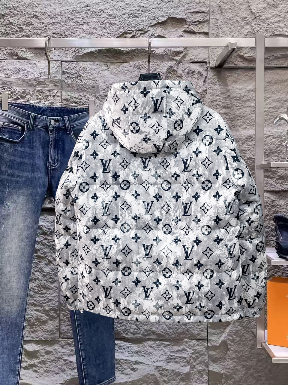 Louis Vuitton Couple Down Jacket Goose Down M-l-xl