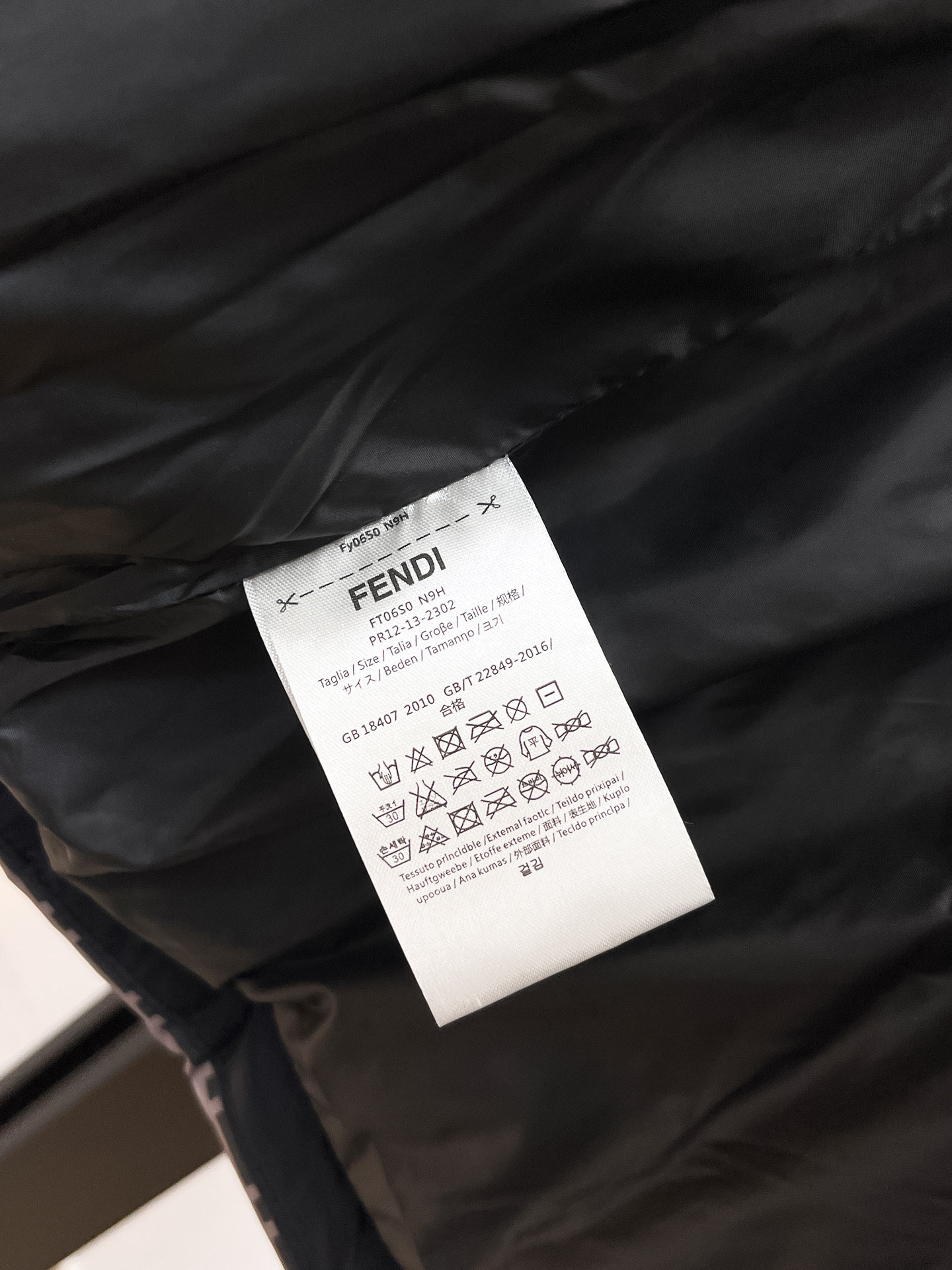 Fendi Couple Down Jacket Goose Down M-l-xl