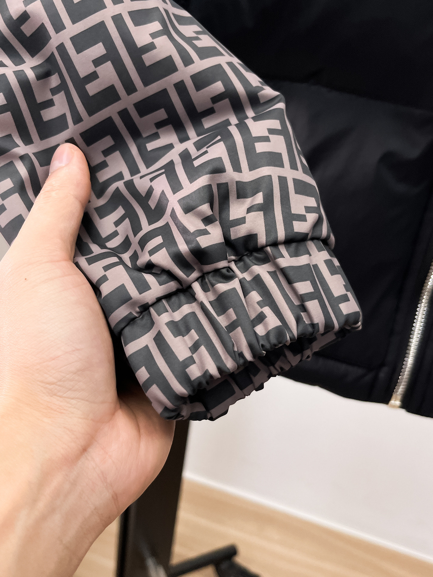 Fendi Couple Down Jacket Goose Down M-l-xl