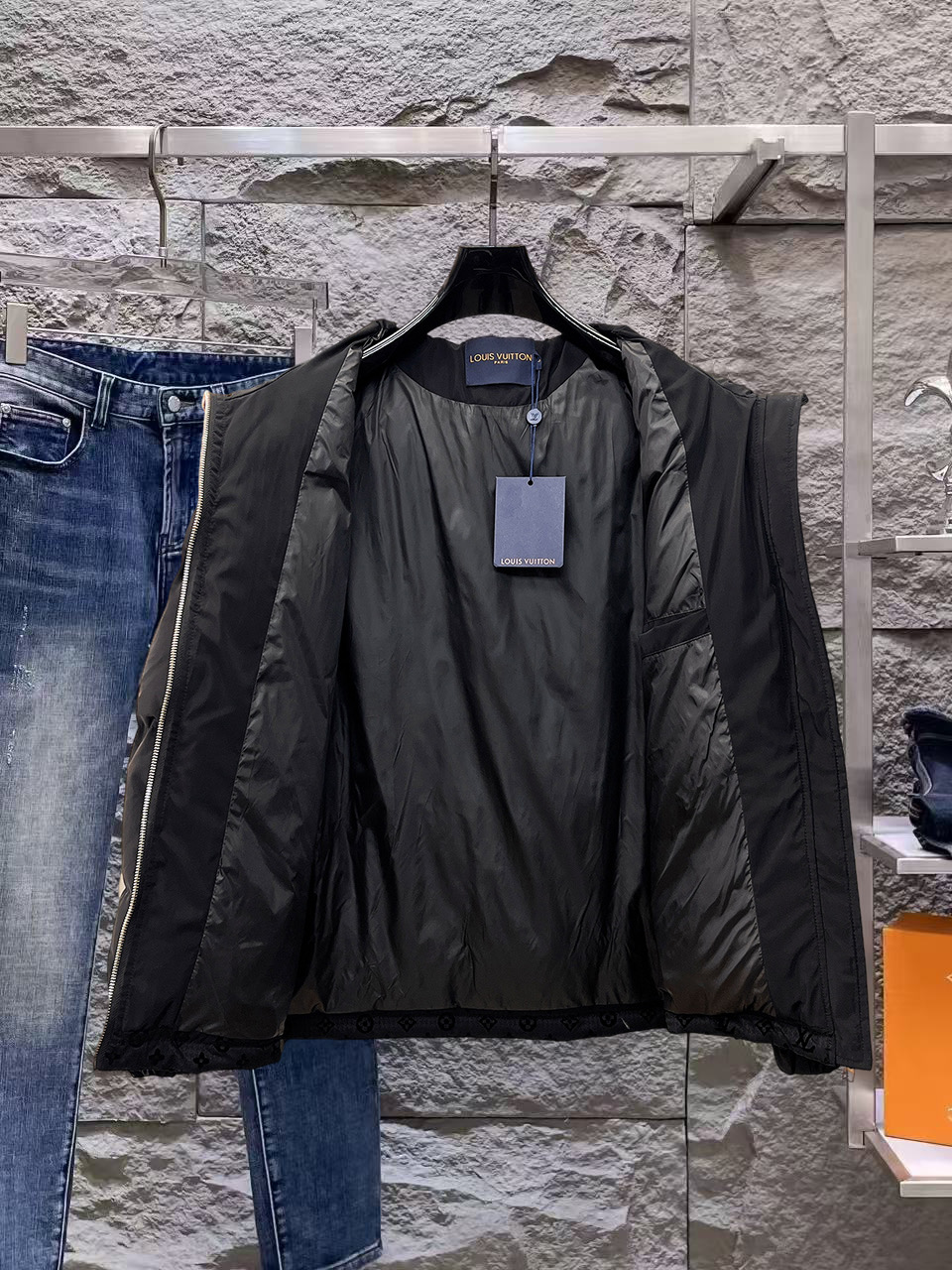 Louis Vuitton Couple Down Jacket Goose Down M-l-xl