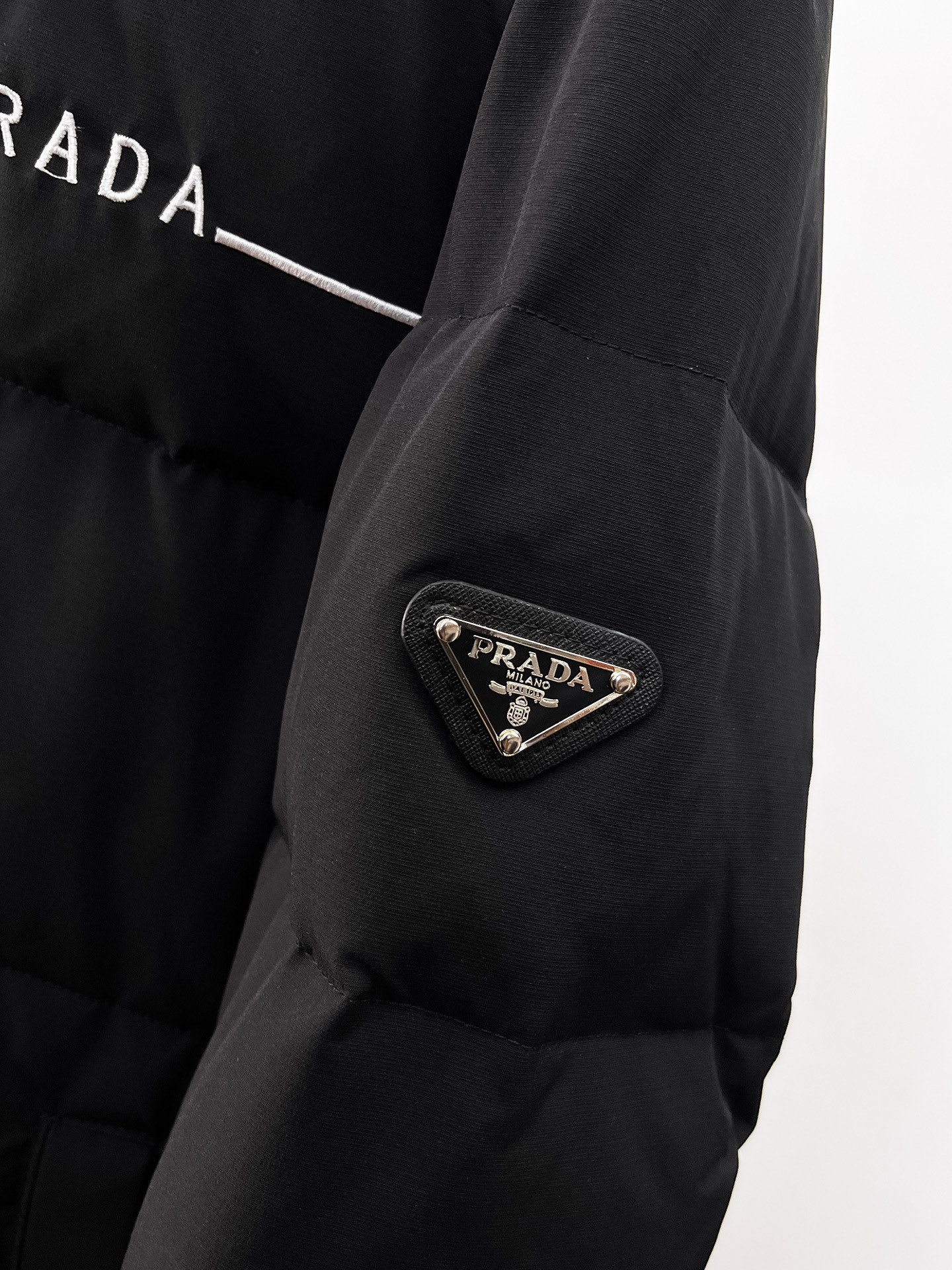 Prada Couple Down Jacket Goose Down M-l-xl