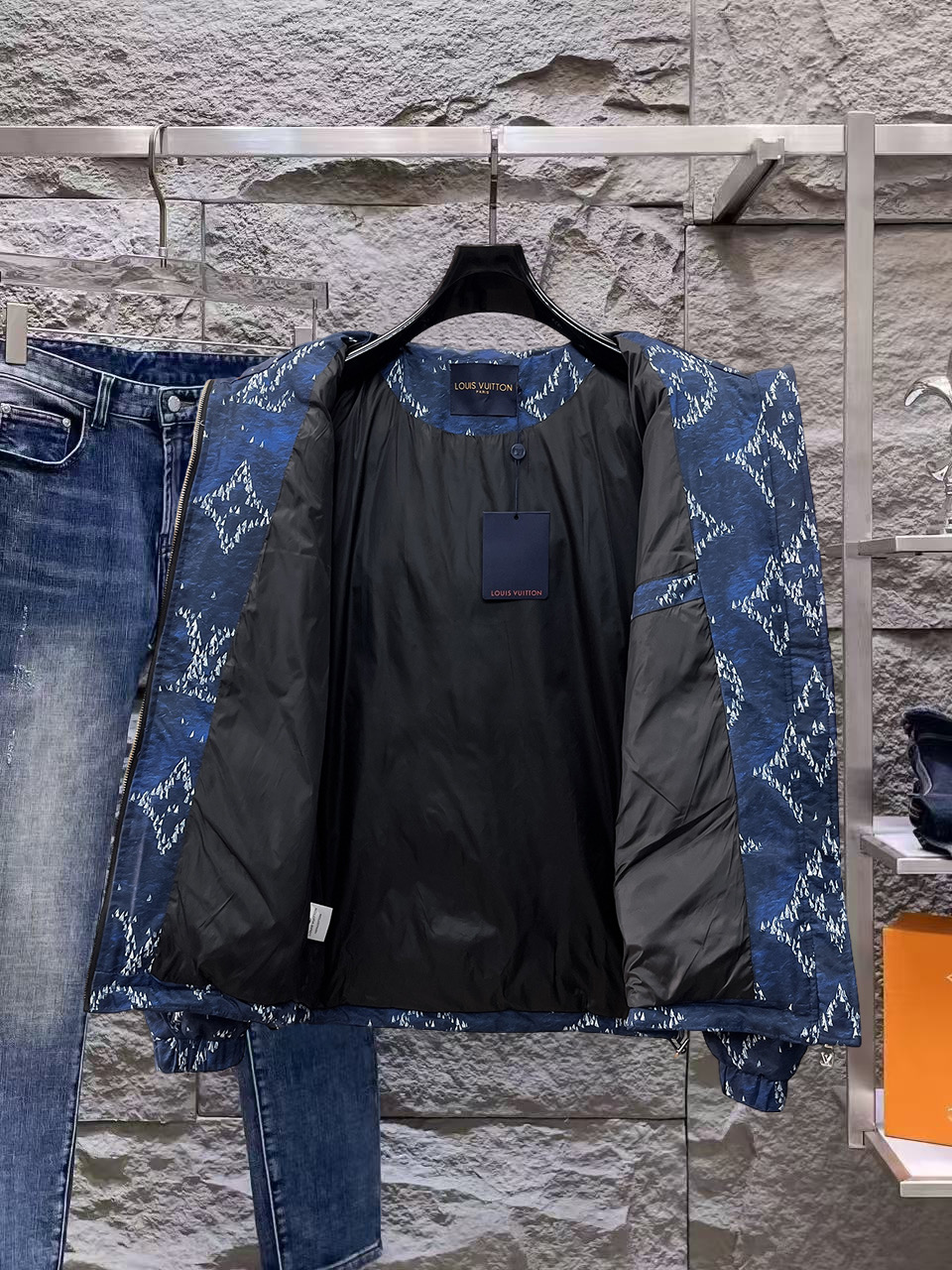 Louis Vuitton Couple Down Jacket Goose Down M-l-xl