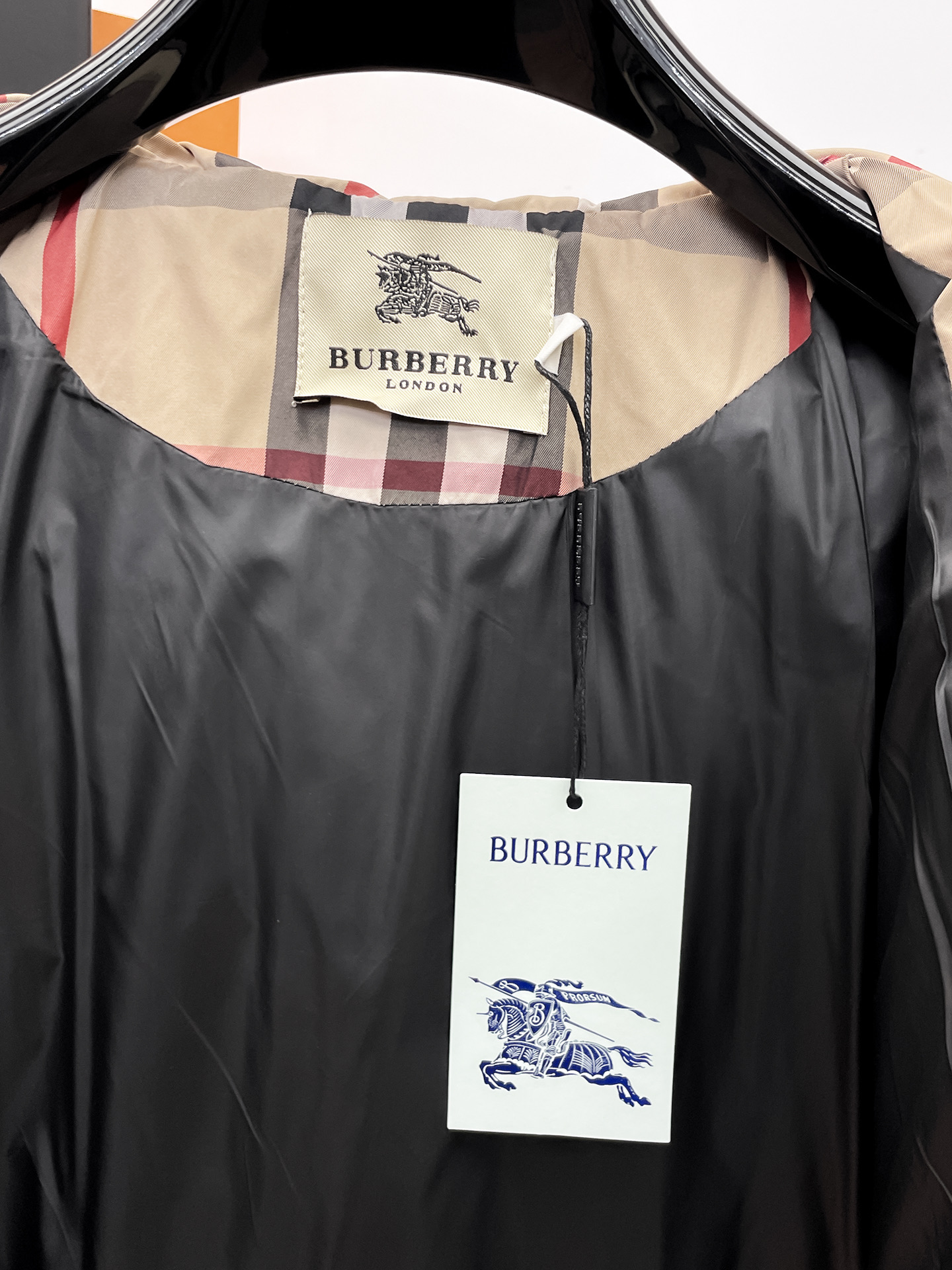 Burberry Couple Down Jacket Goose Down M-l-xl