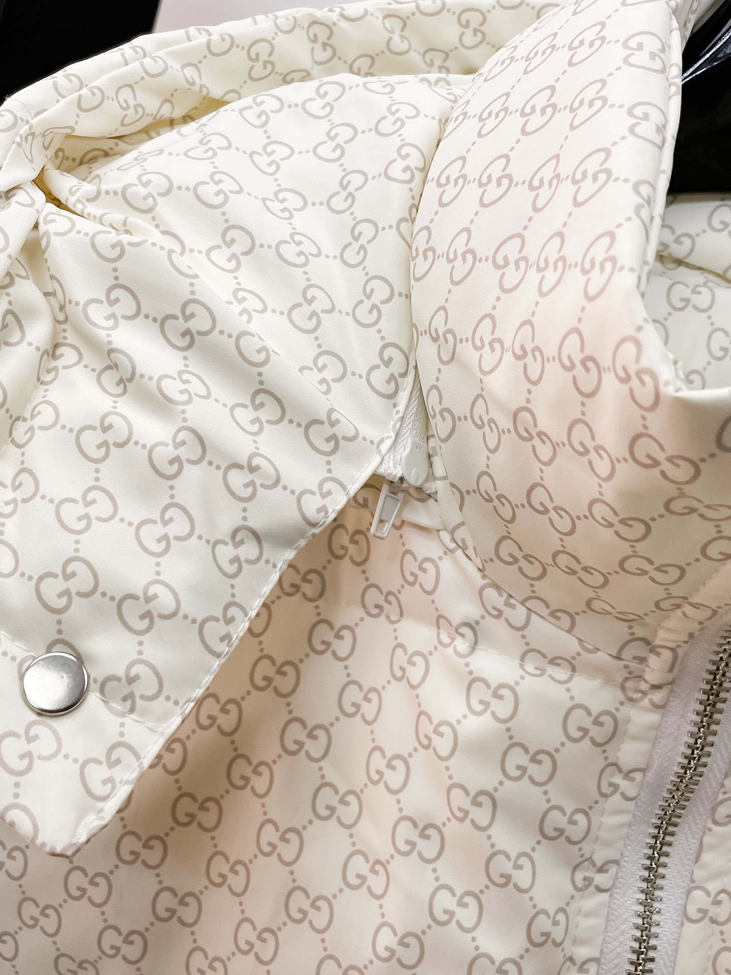 Gucci Couple Down Jacket Goose Down M-l-xl