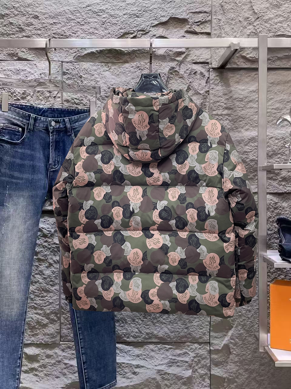 Moncler Couple Down Jacket Goose Down M-l-xl