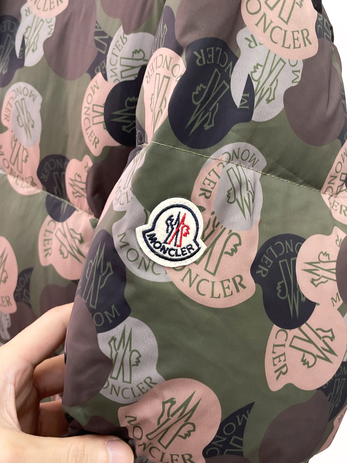 Moncler Couple Down Jacket Goose Down M-l-xl