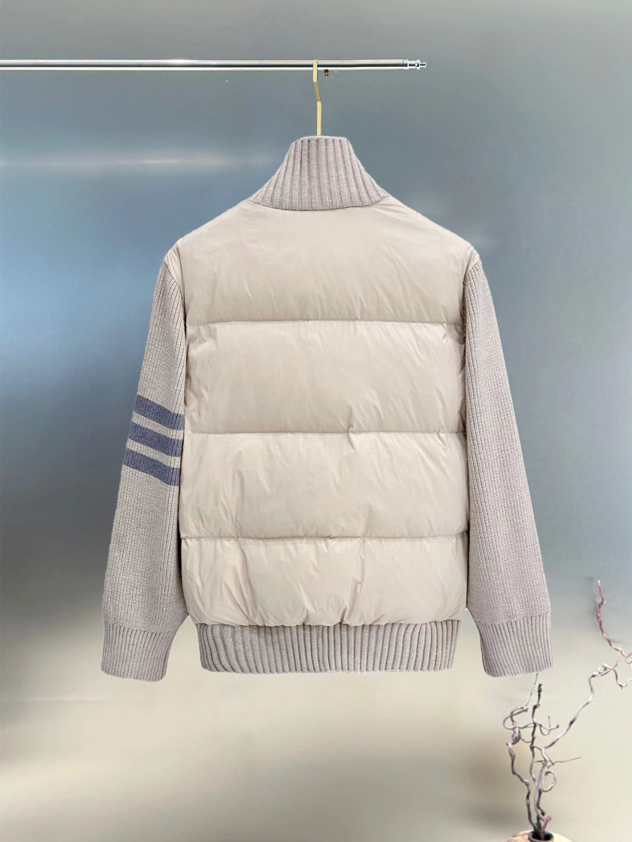 Thom Browne Female Down Jacket Knitted Slim Fit M-xl
