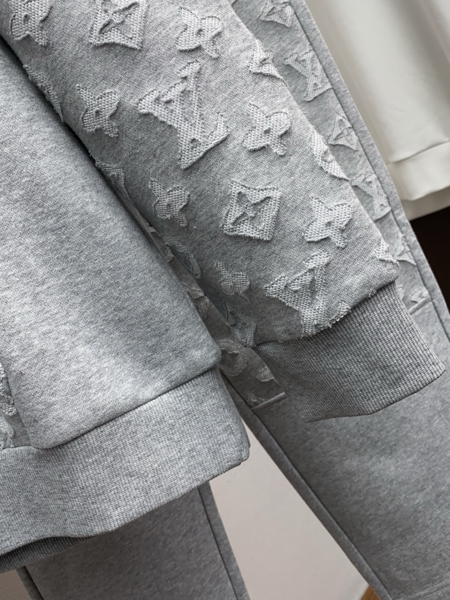 Louis Vuitton Male Hoodie Cotton S-xl