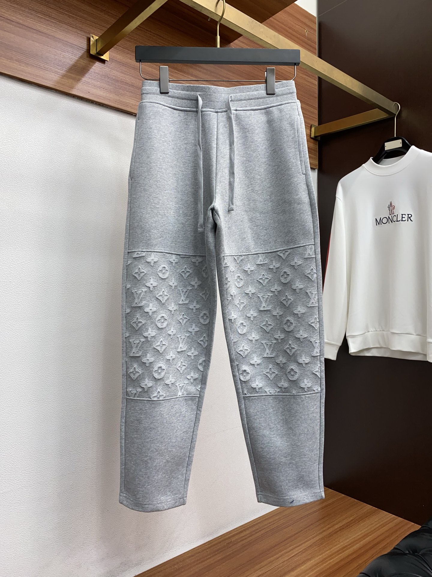 Louis Vuitton Male Hoodie Cotton S-xl