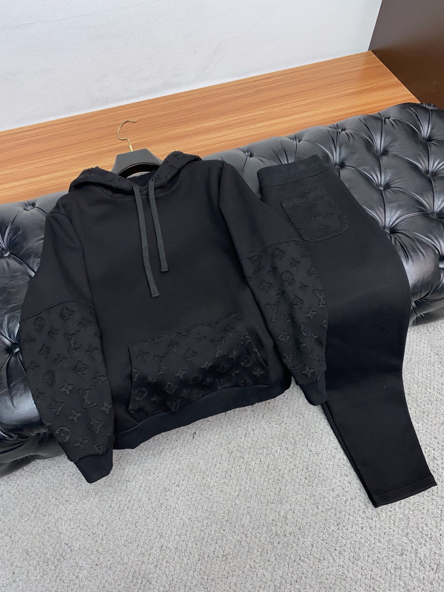 Louis Vuitton Male Hoodie Cotton S-xl