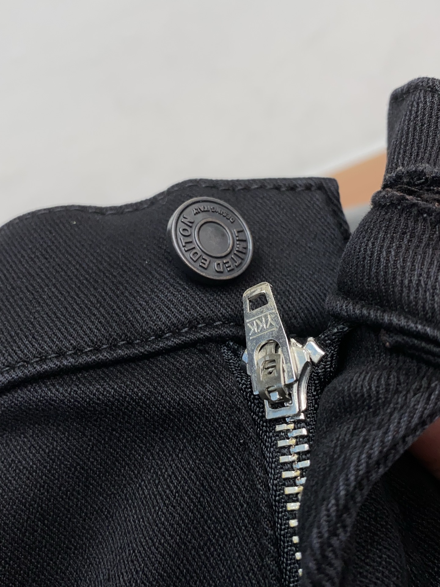 Burberry Male Jeans S-l