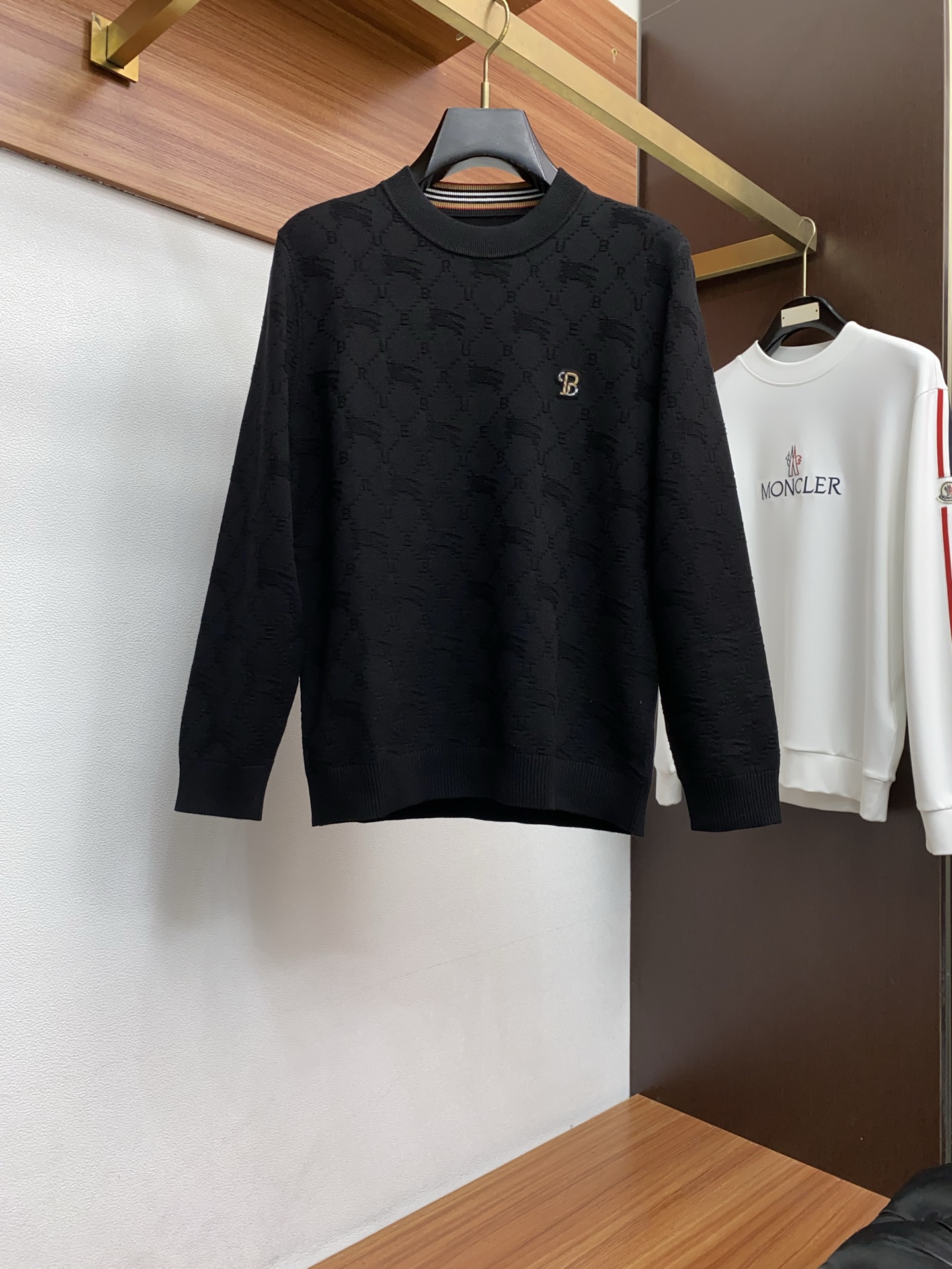 Burberry Male Basic Clothing Wool