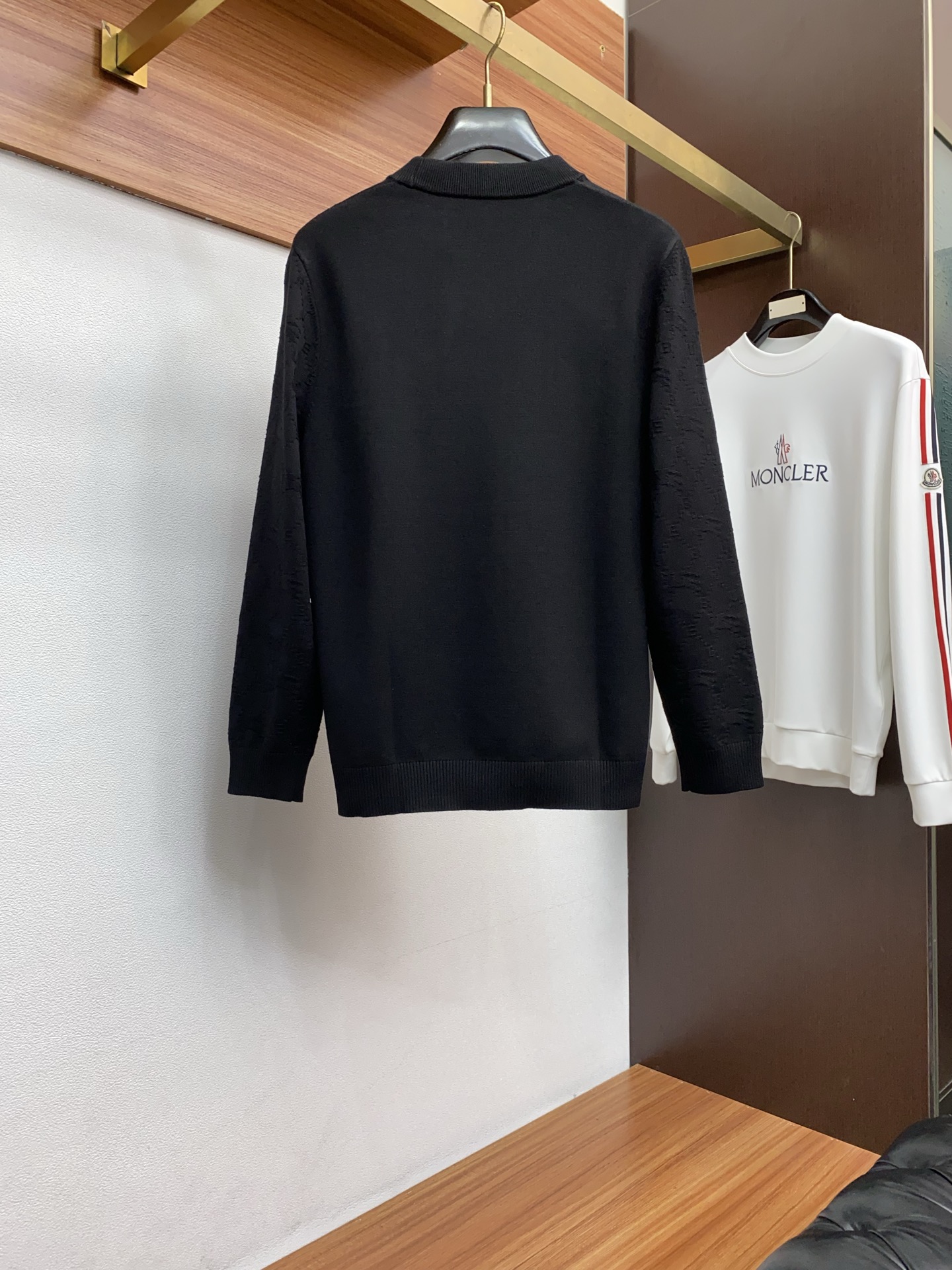 Burberry Male Basic Clothing Wool