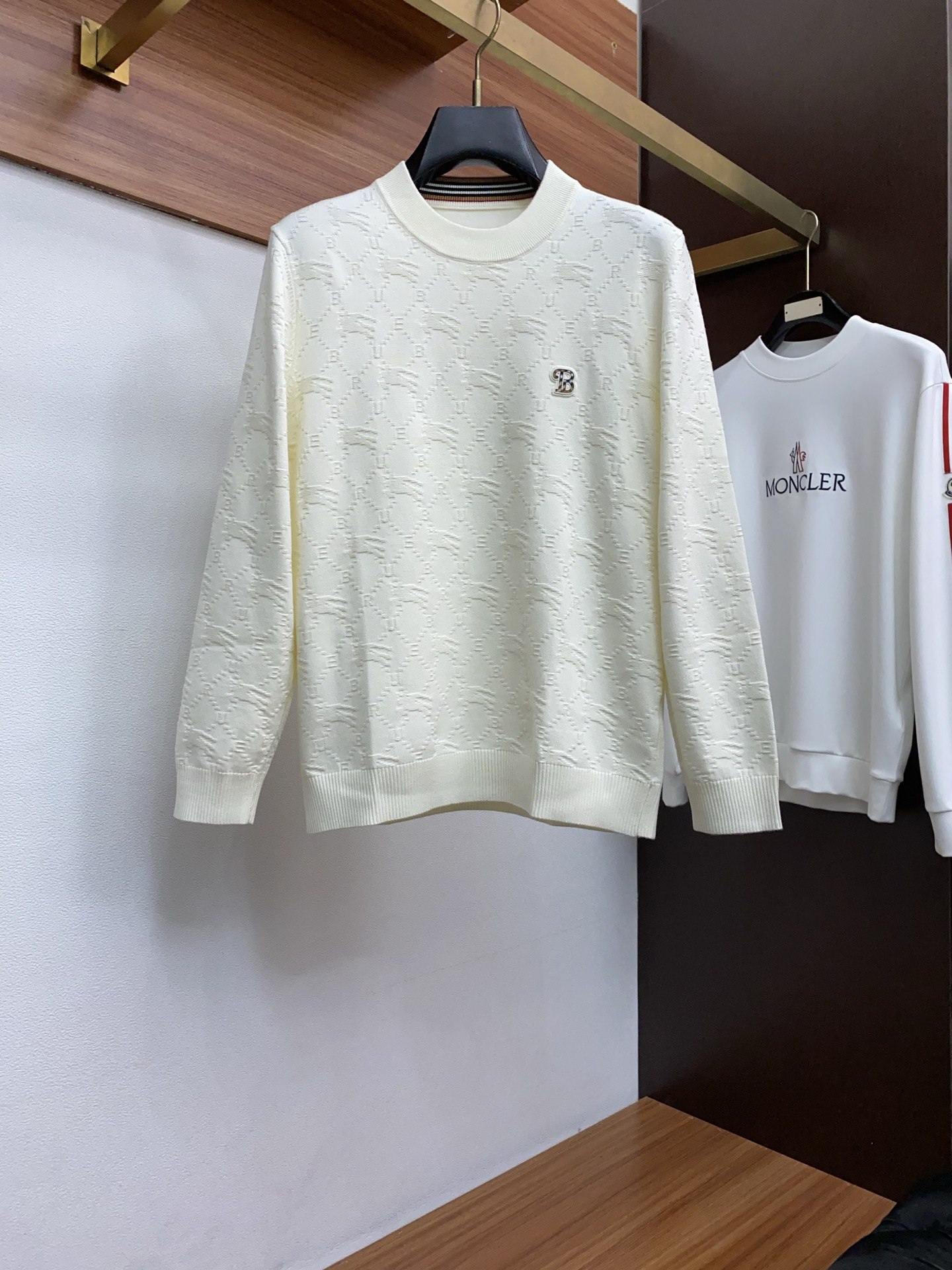 Burberry Male Basic Clothing Wool