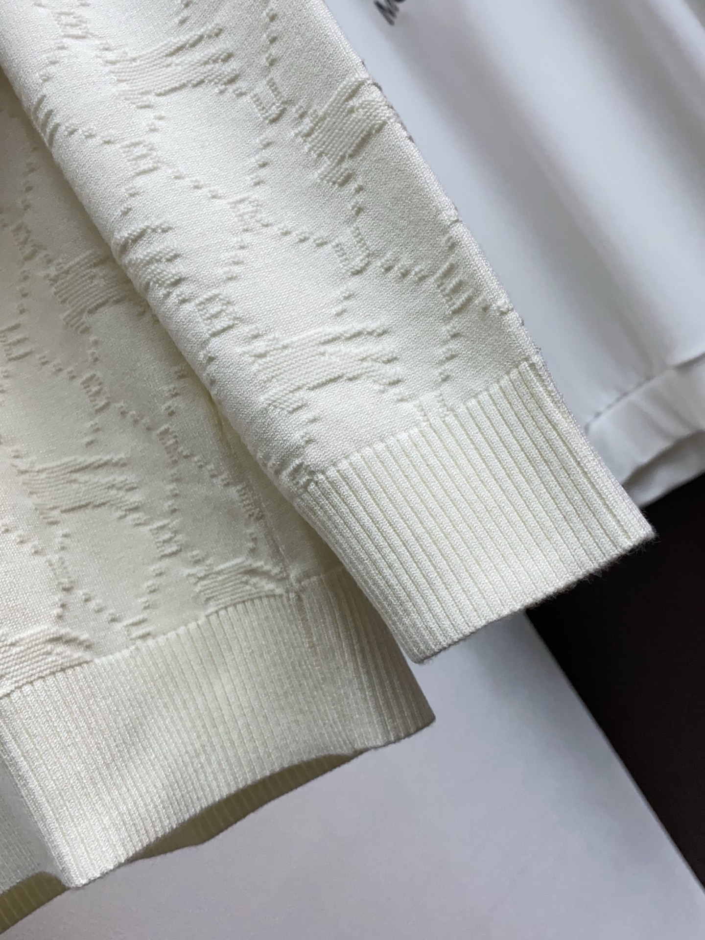 Burberry Male Basic Clothing Wool