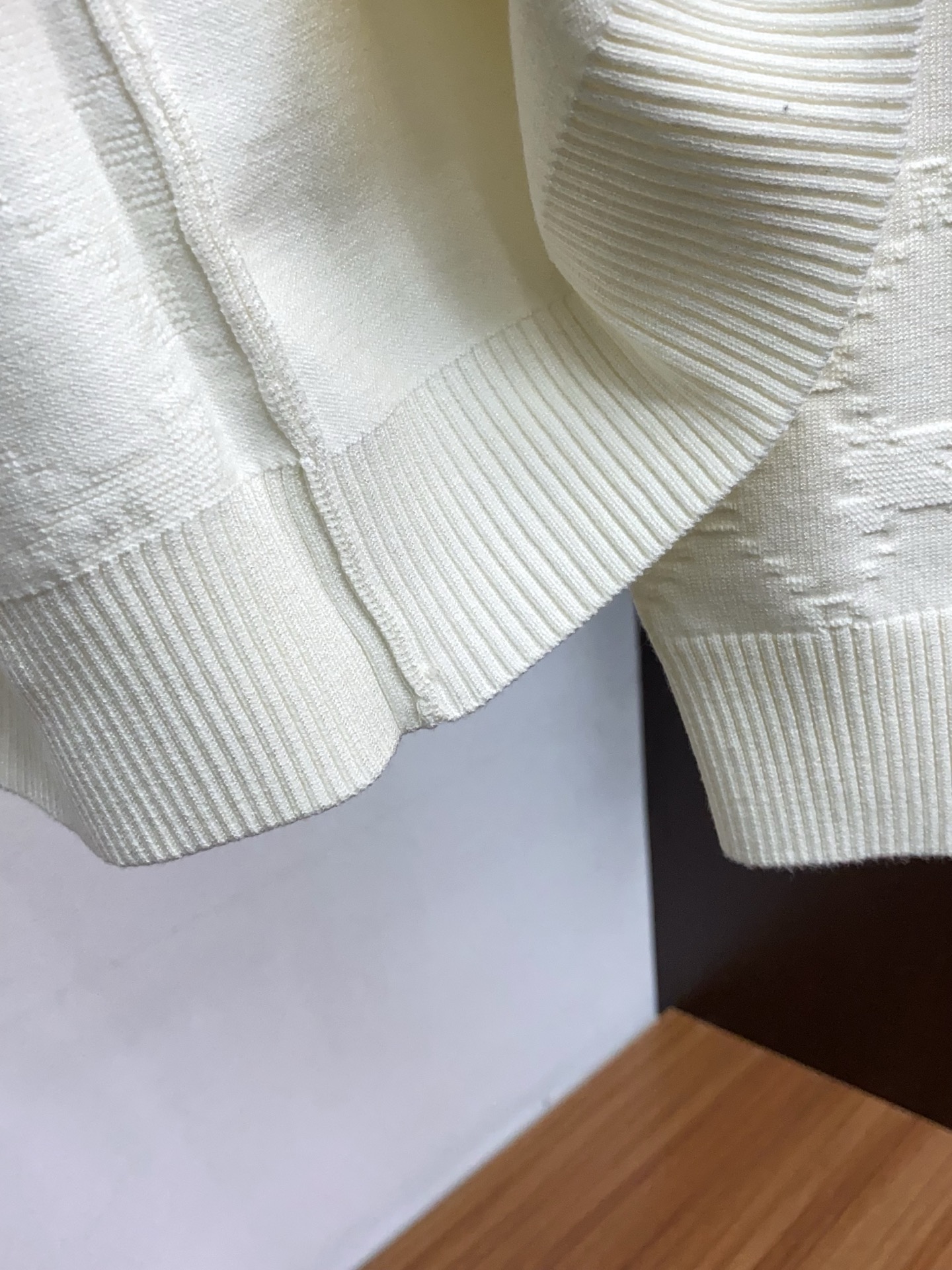 Burberry Male Basic Clothing Wool