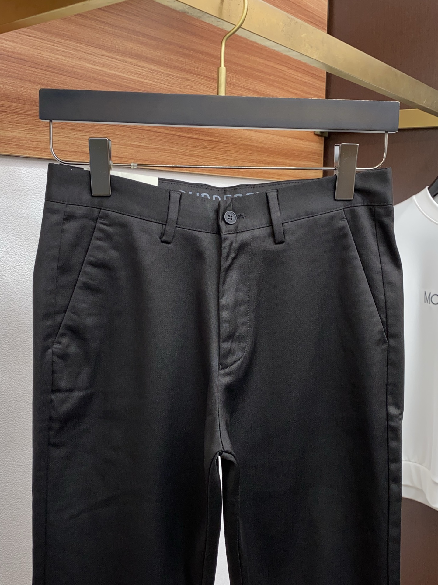 Burberry Male Basic Clothing S-l