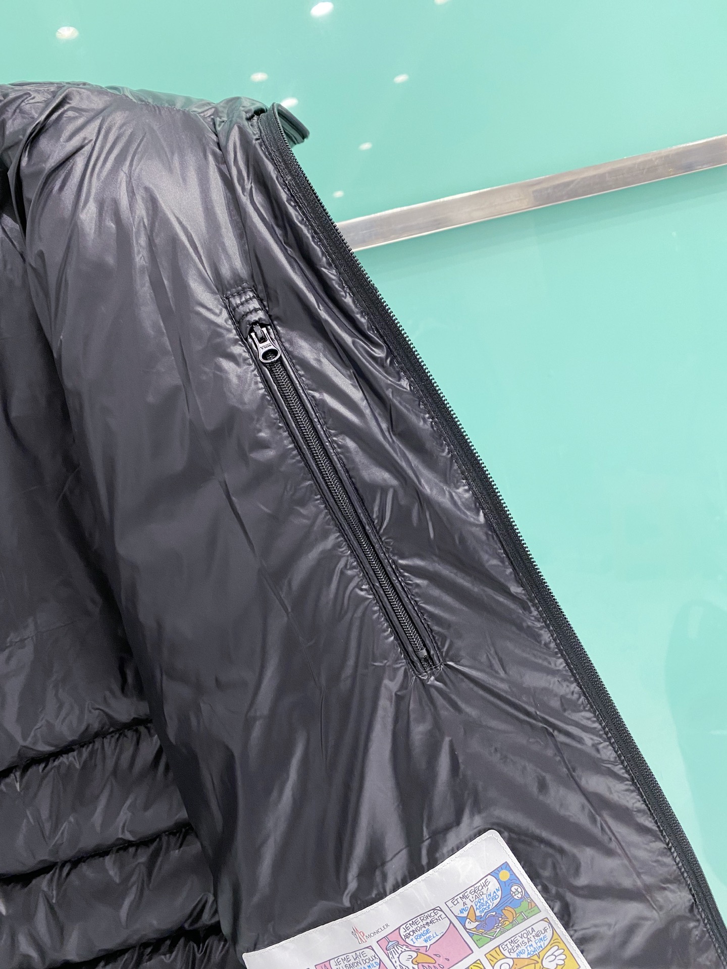 Moncler Down Jacket White Duck Down Black Hooded M-l