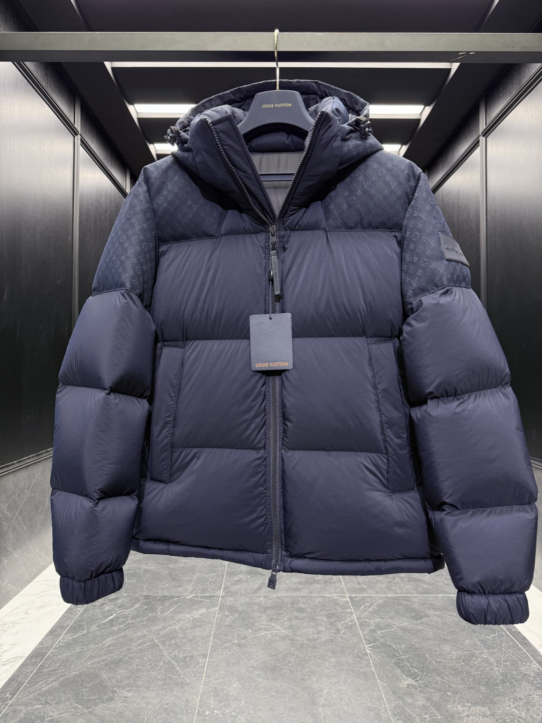 Louis Vuitton Down Jacket Goose Down Black Hooded S-m-l