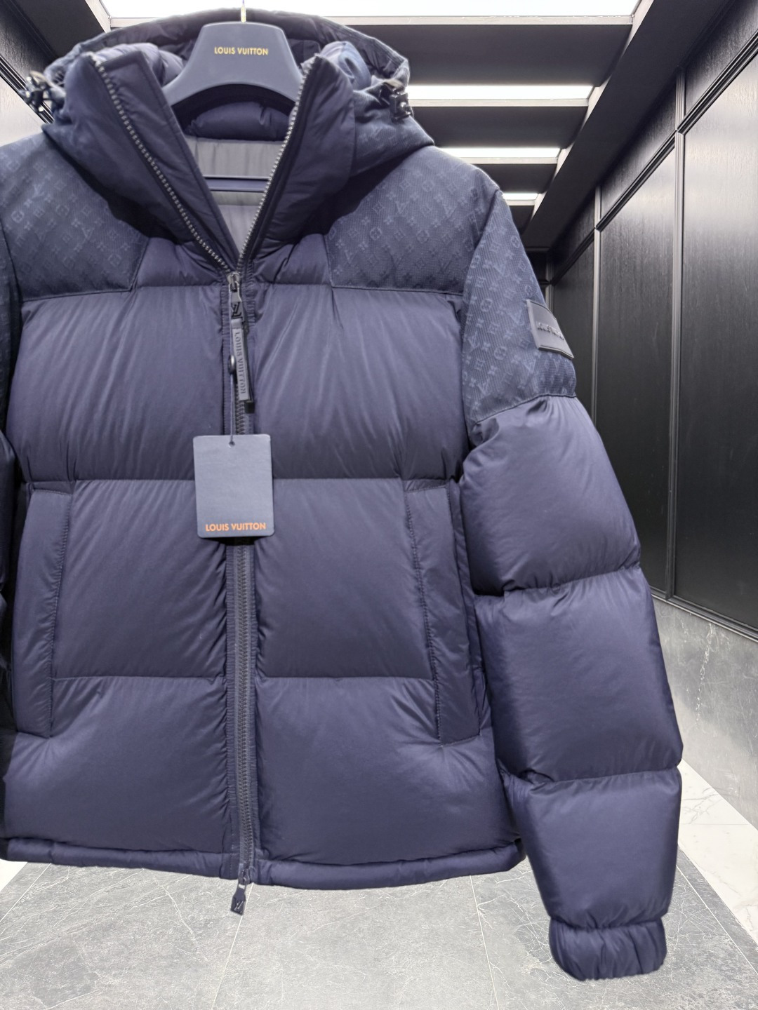 Louis Vuitton Down Jacket Goose Down Black Hooded S-m-l