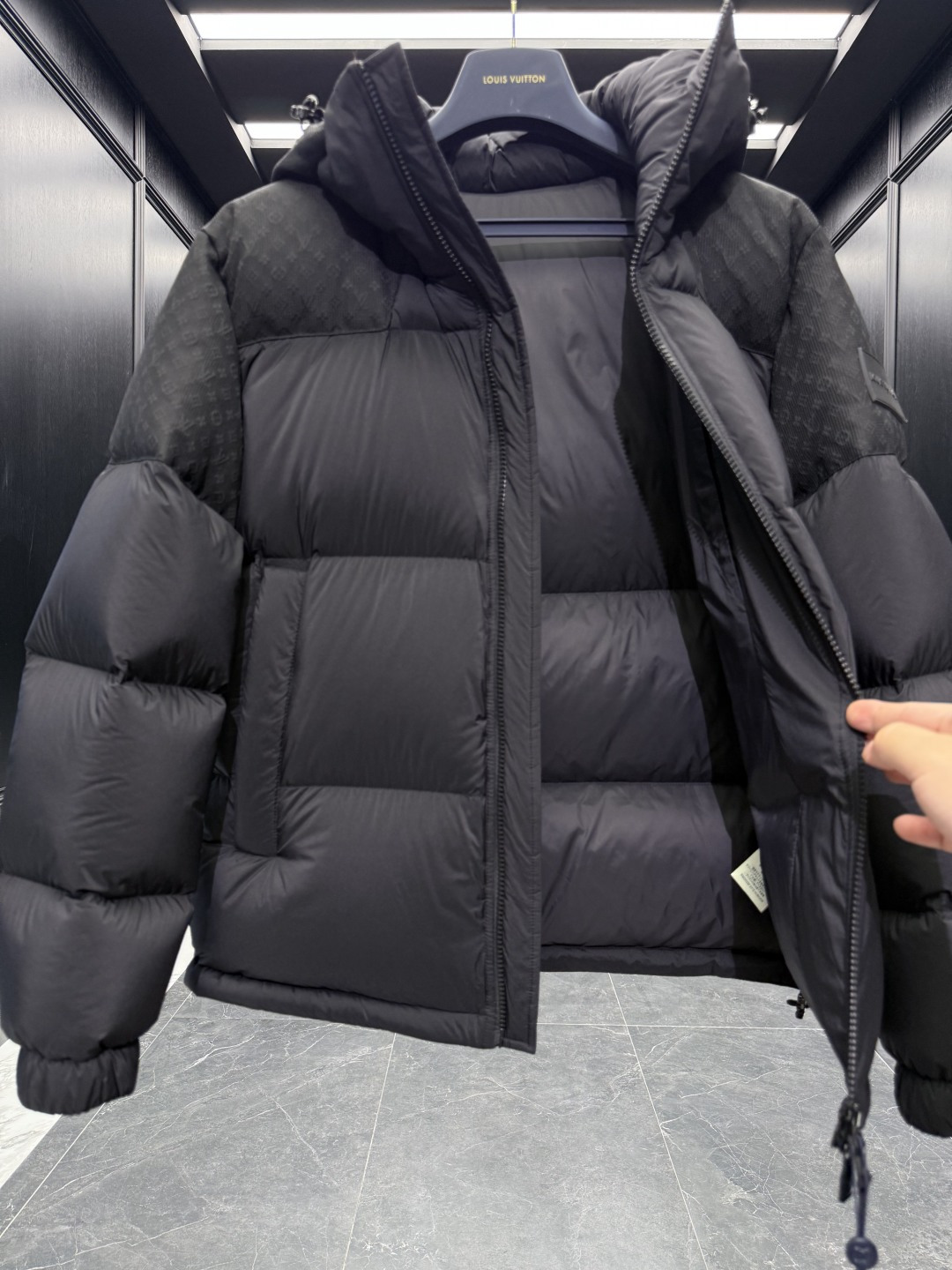 Louis Vuitton Down Jacket Goose Down Black Hooded S-m-l