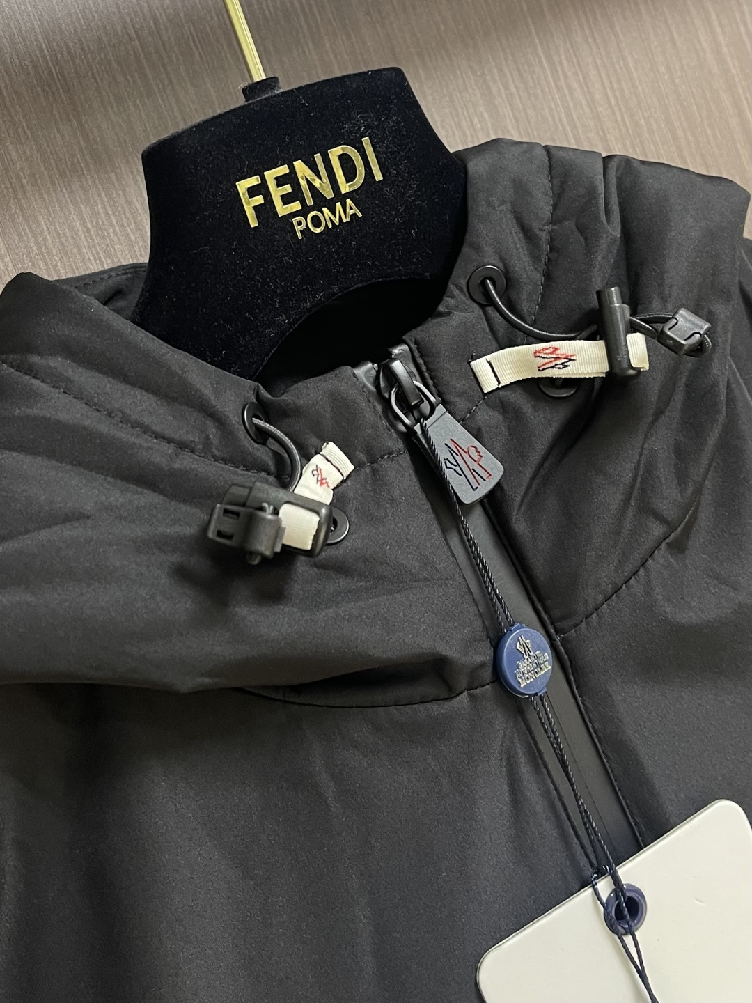 Moncler Jacket Hooded M-l