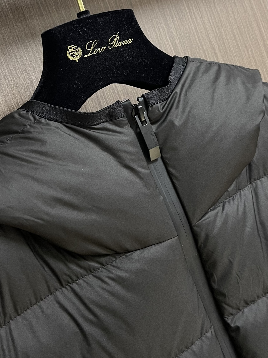 Moncler Couple Down Jacket White Duck Down Hooded M-l