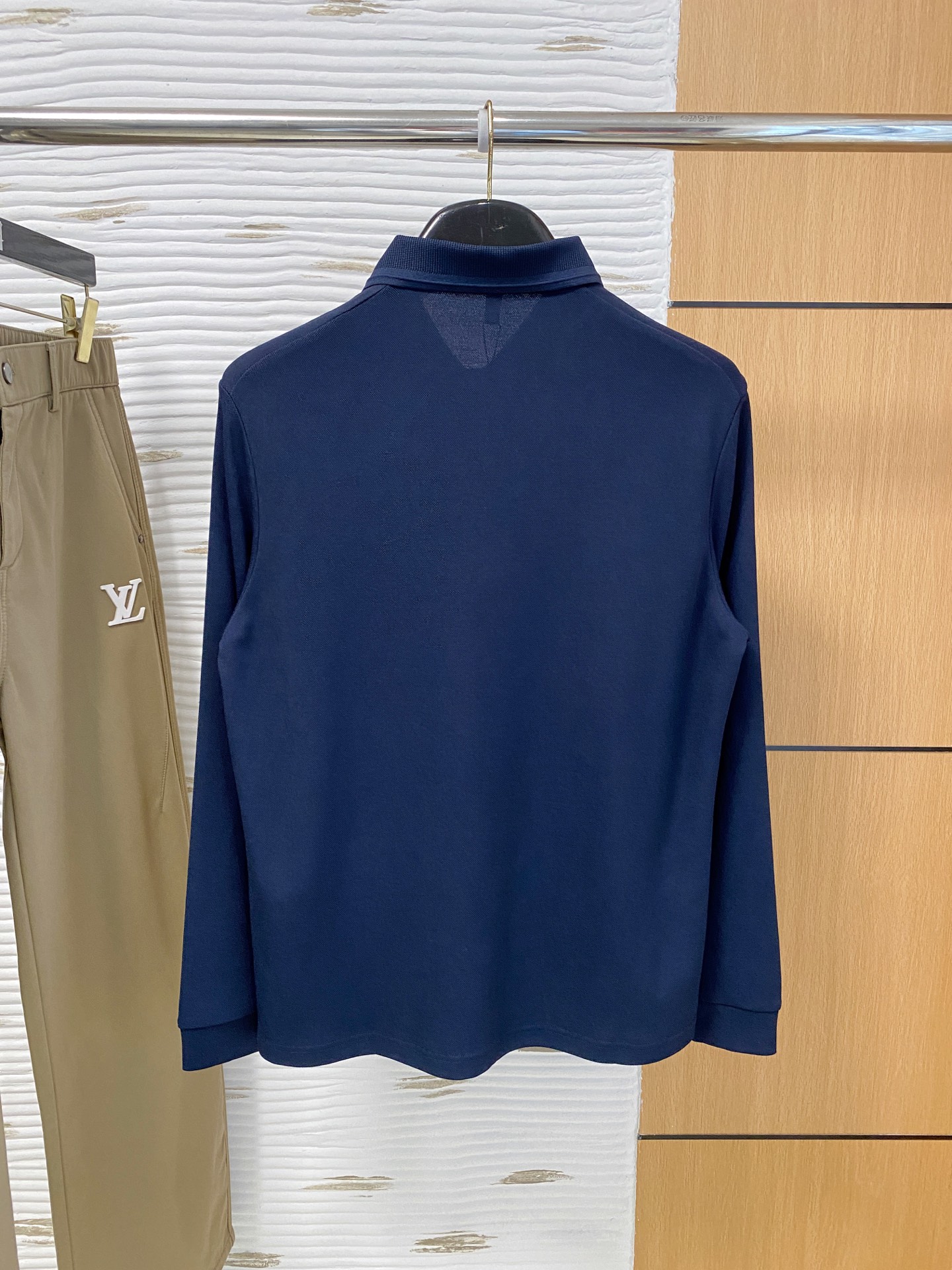 Louis Vuitton Basic Clothing S-m-l-xl