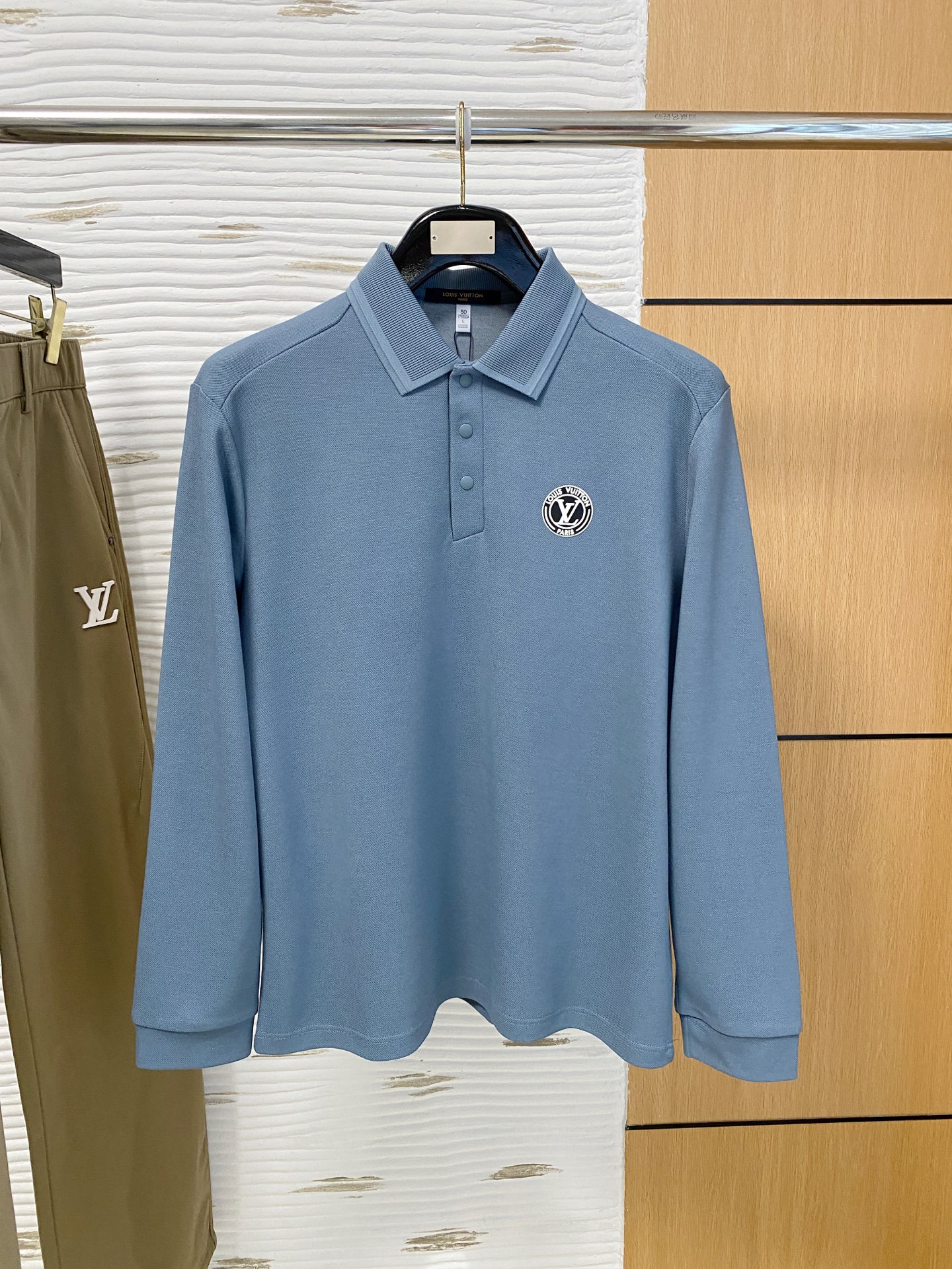 Louis Vuitton Basic Clothing S-m-l-xl