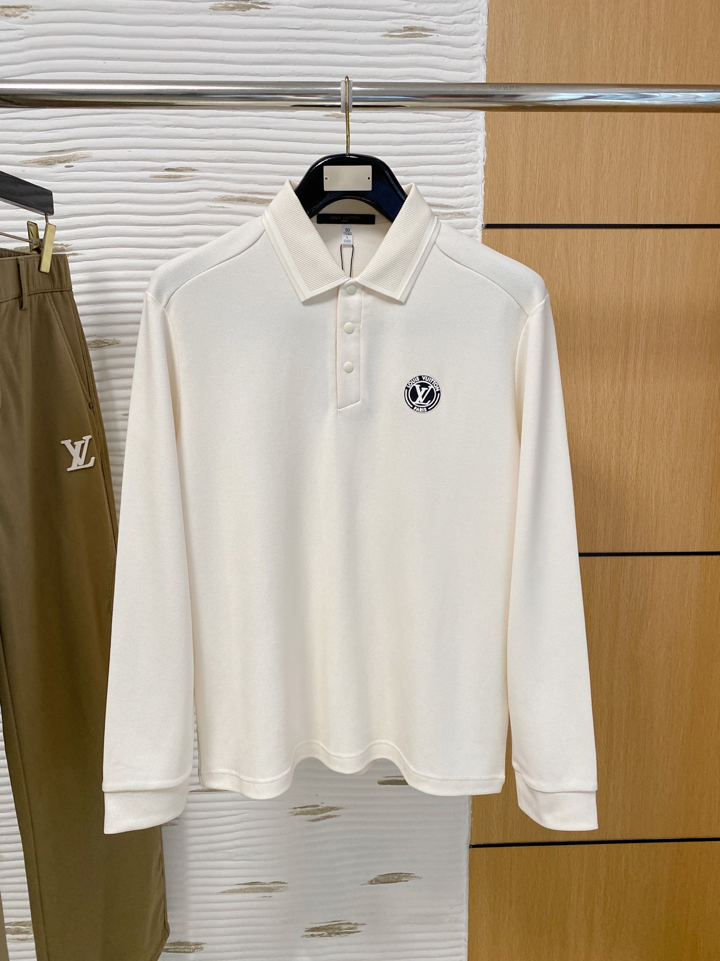 Louis Vuitton Basic Clothing S-m-l-xl