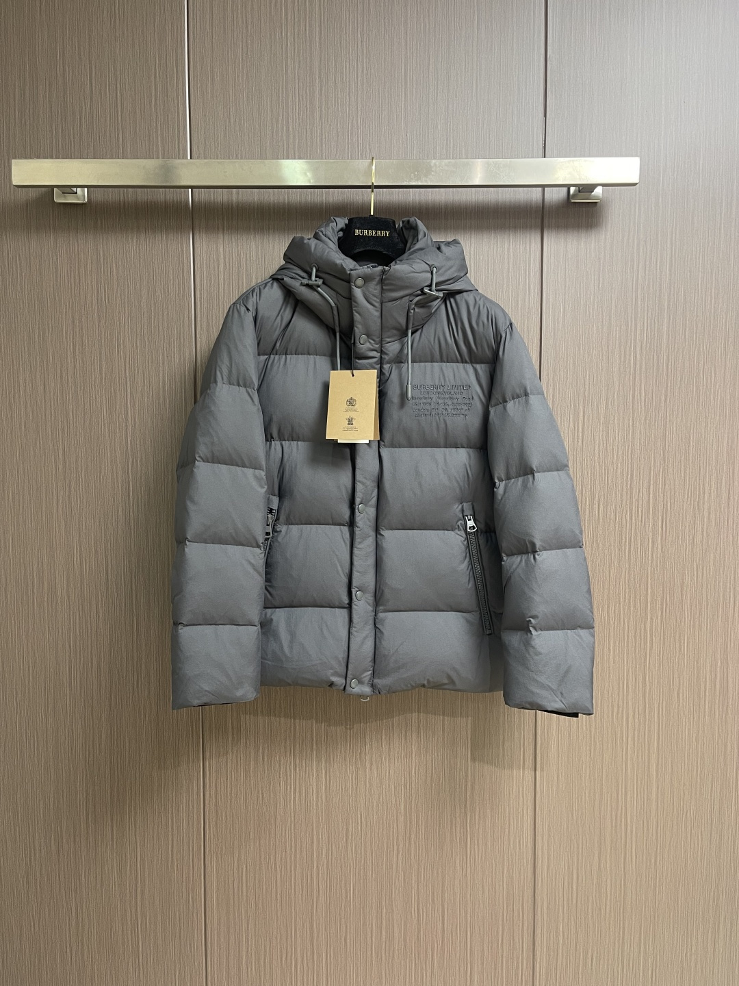 Burberry Male Down Jacket White Duck Down Hooded L