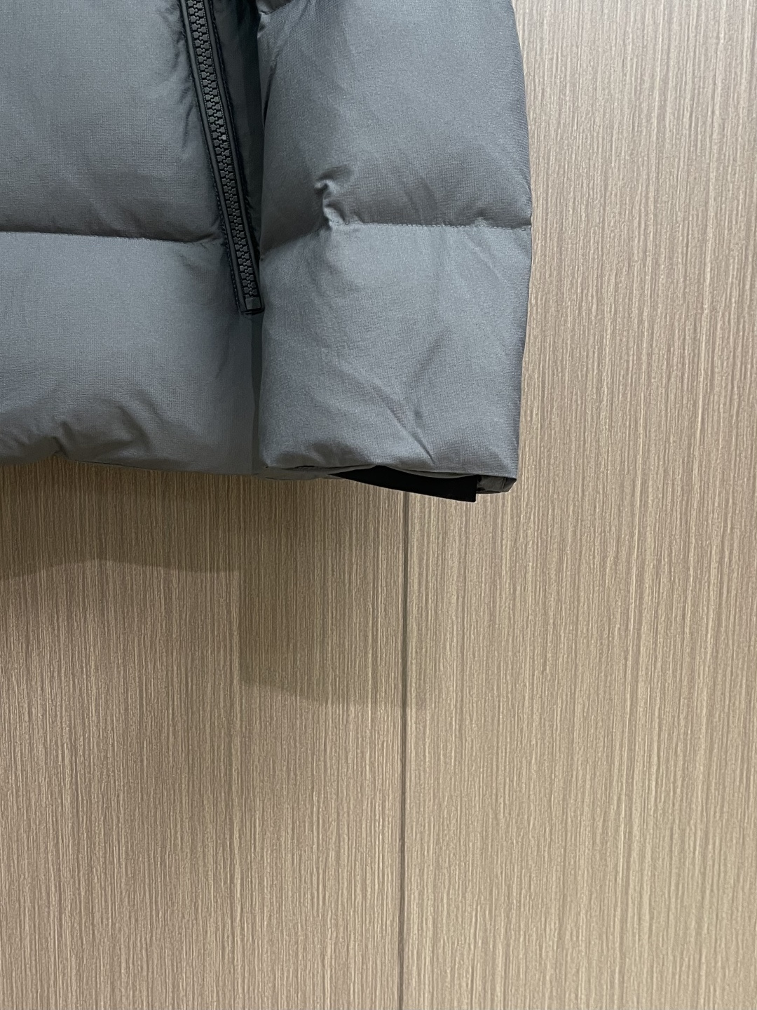 Burberry Male Down Jacket White Duck Down Hooded L